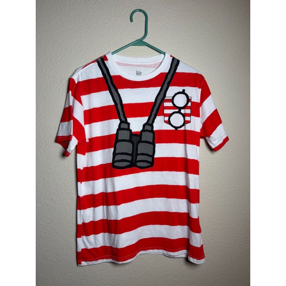 Where’s Waldo Tee Shirt Small